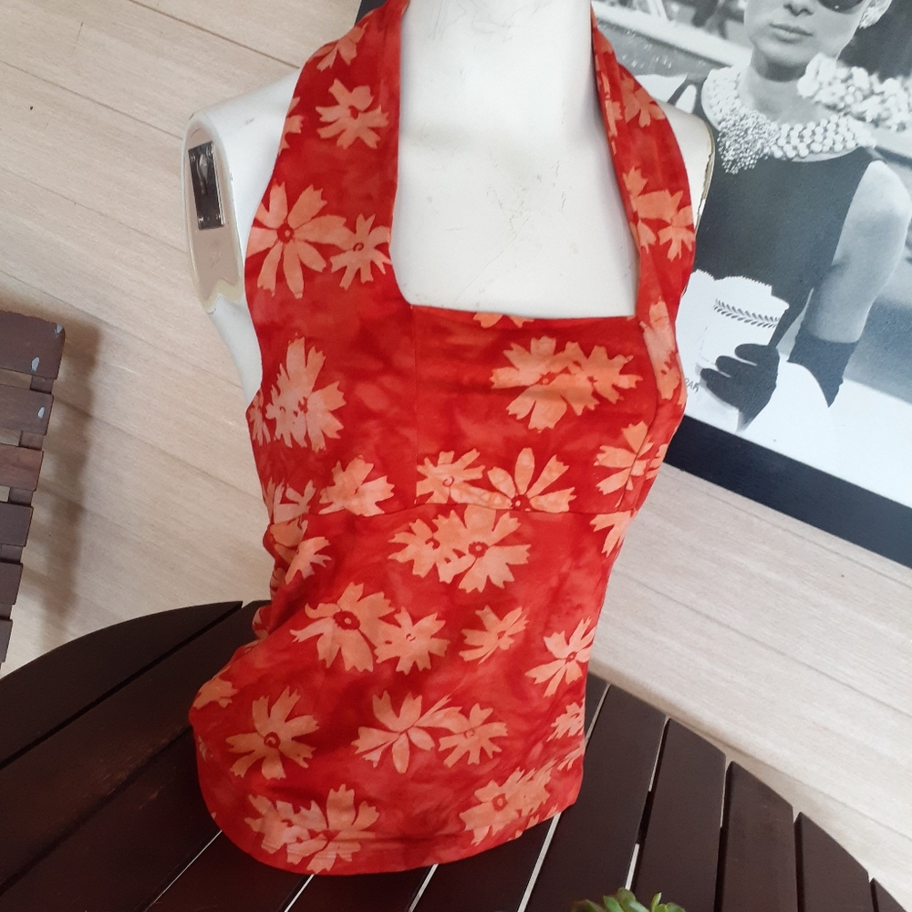 NWT Tint your world Floral Halter Top Size Xlarge